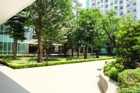 Premium One Bedroom At Woodland Park Residence Jakarta Ngoại thất bức ảnh
